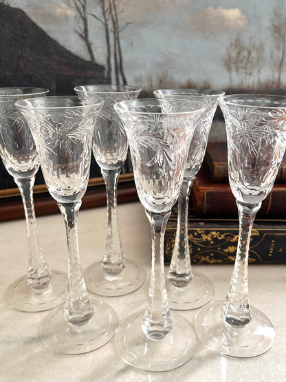 Elegant Edwardian Set of Six T. G. Hawkes “Clarendon” Crystal Cordial Glasses