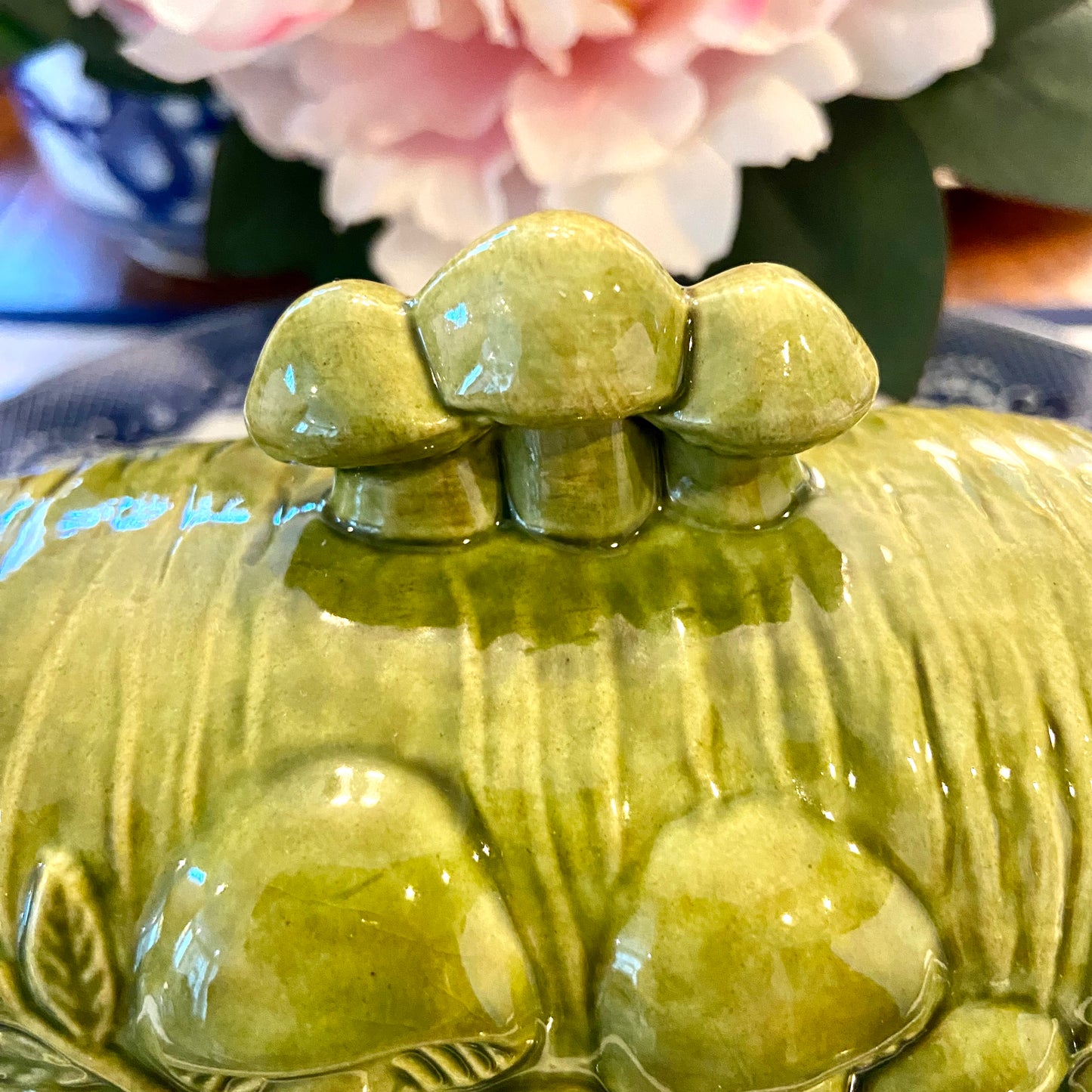 Chic Chartreuse green MCM vintage Mushroom butter dish with lid