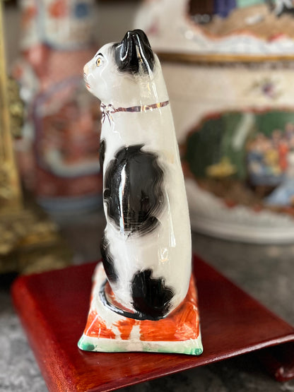 Staffordshire Seated Cat Figure c.1920–1935 | Attributed to William Kent | Early Unmarked Example - Single