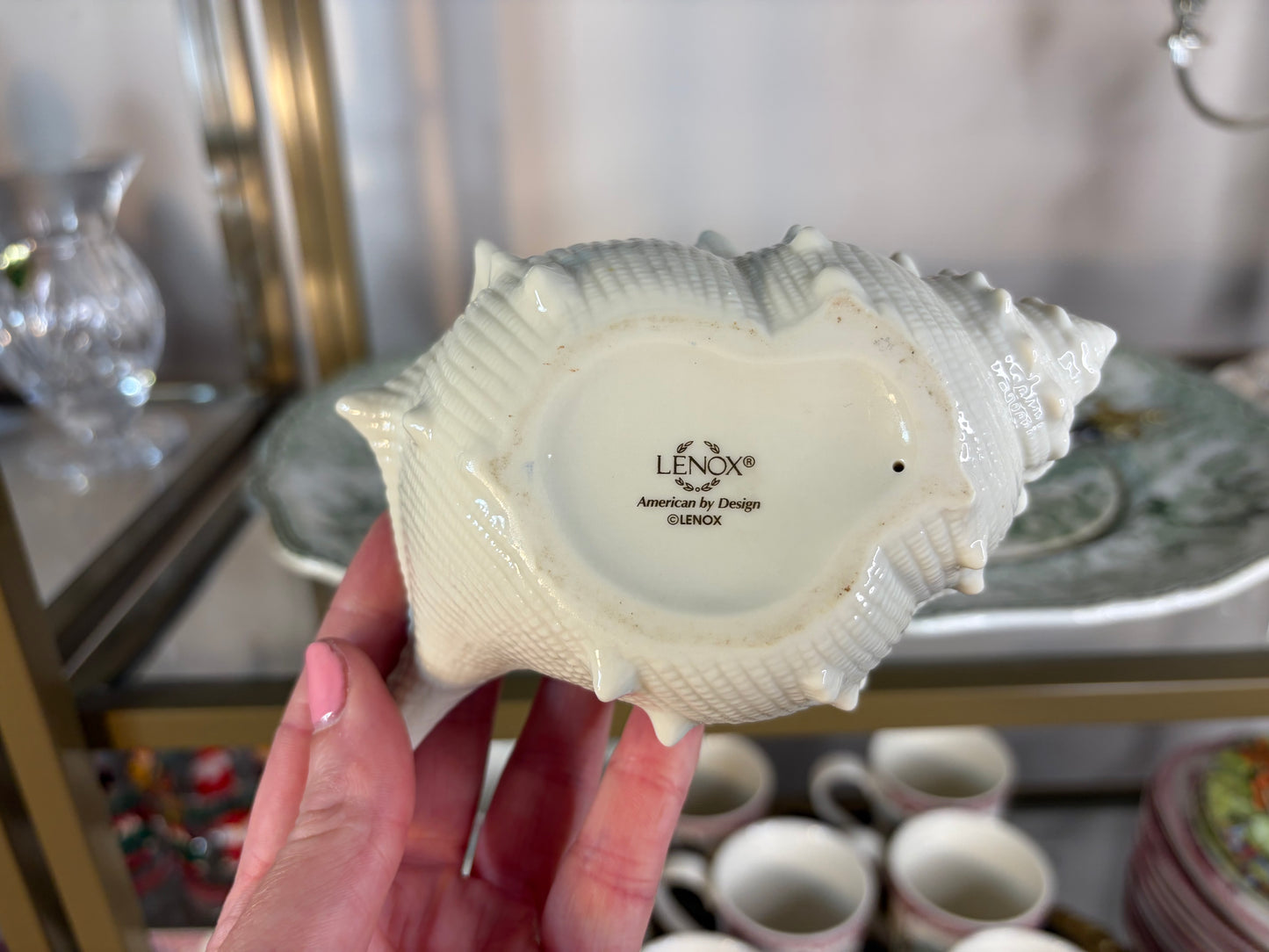 Lovely Lenox shell candleholder!