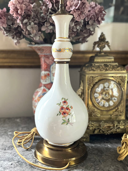 Stunning Pair of Adjustable Height Hand-Painted Porcelain Vase Lamps, Chelsea Bird Inspired - Early 20th Century