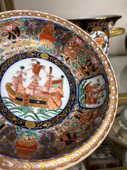 Stunning antique Japanese Imari “black ship” or “nanban” bowl!