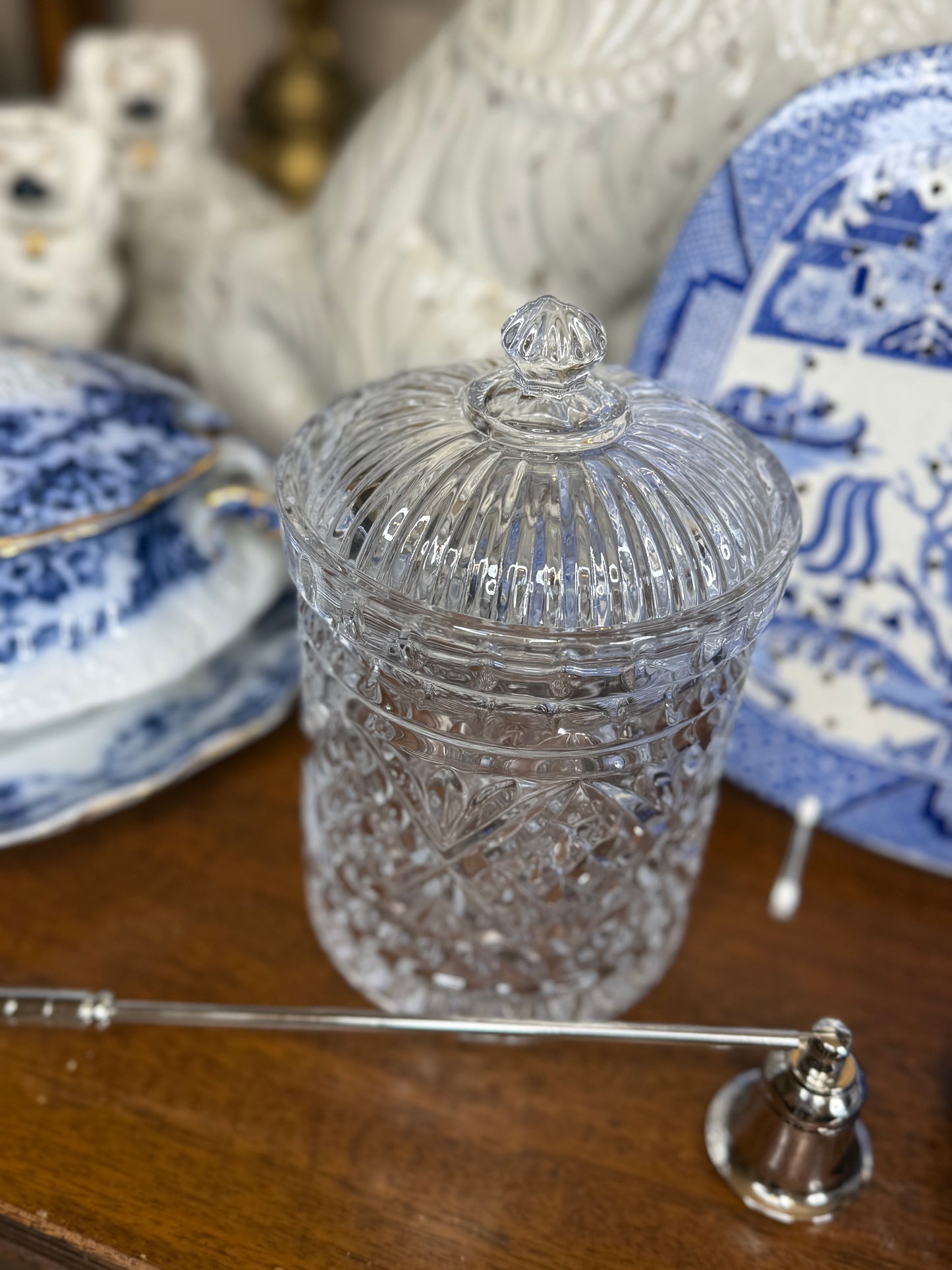 Dublin Cut Crystal Biscuit Box – 4.76” Diameter x 7.24” Height