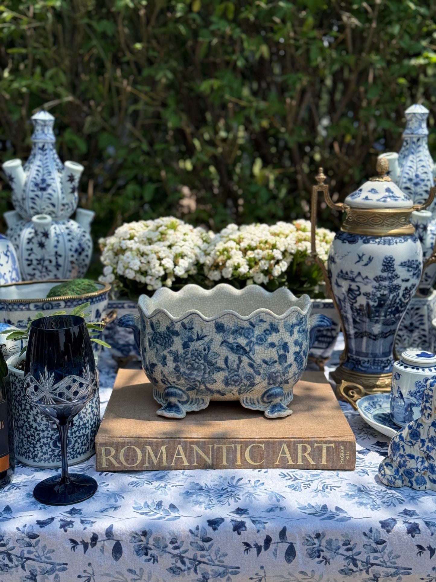 Danny's Fine Porcelain - SCALLOP EDGE PORCELAIN OVAL BASIN -BLUE BIRDS, 12L X 8W X 7H