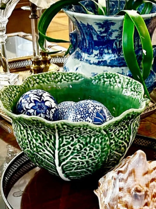 Vintage cabbage ware centerpiece bowl by designer BORDALLO pinheiro of Portugal 10d