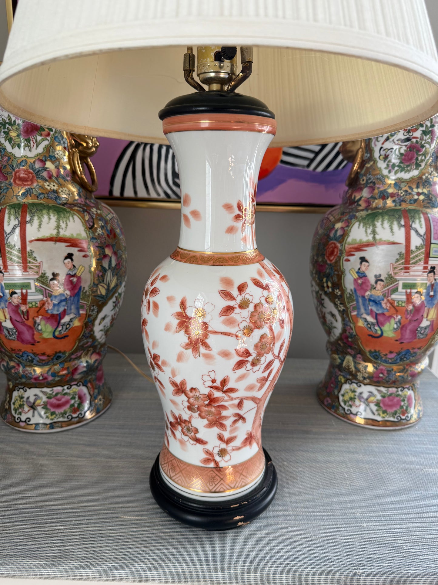 Vintage Porcelain Coral Orange Chinoiserie 28” Lamp w/ Brass Fan Finial