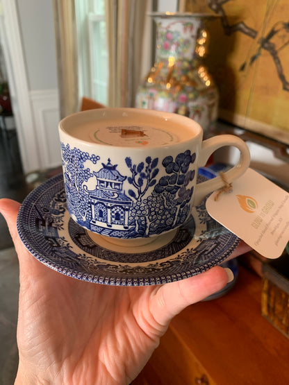 Blue Willow Tea Cup Soy Candle Apples and Maple Bourbon Scent