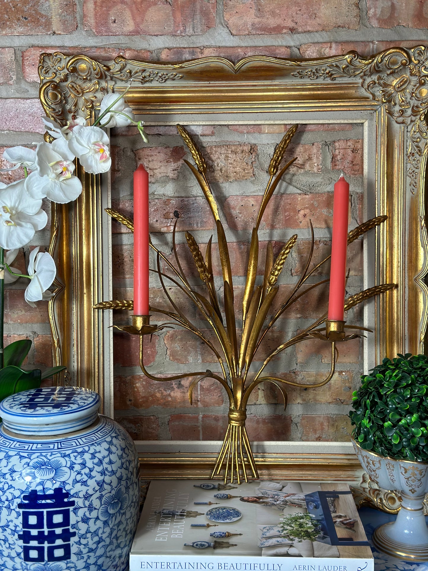 Vintage Single Italian, Gold wheat leaf sconce, 21 inches long 16 inches wide - Excellent!