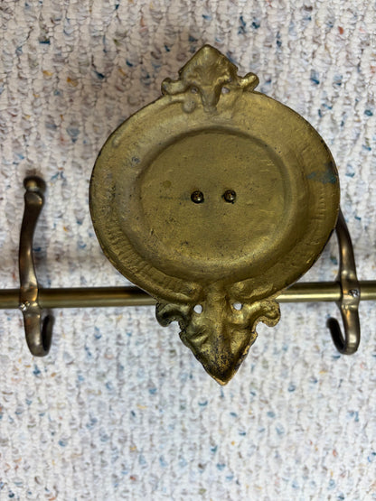 Stunning vintage brass equestrian horse rack with 5 hooks!