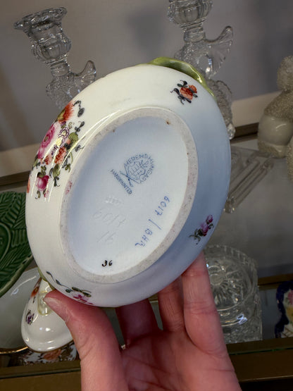 Stunning Herend mini tureen with lemon finial!