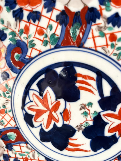 Live 09/15 Antique Hand Painted Imari Verte Scalloped Charger