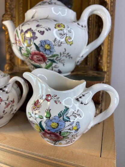 Stunning Copeland Spode Gainsborough Marlborough floral sugar and creamer set! As is! Teapot sold separately!