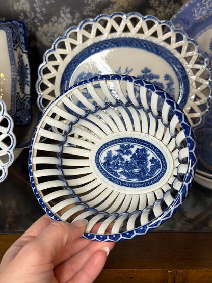 Antique Early 19th Century Pearlware Basket Weave Dish | c. 1800s | DA4391