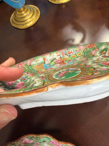 Antique Famille Rose leaf shaped dish with scalloped edges!