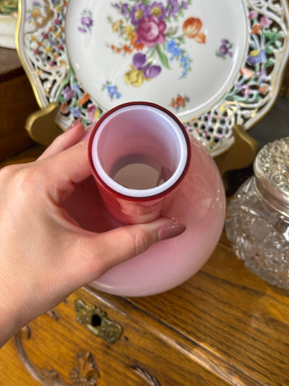 Antique Peachblow Cased Glass Vase – Attributed to Thomas Webb, c.1890, Excellent!