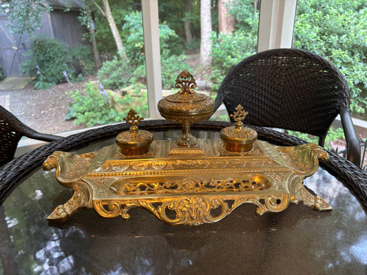 Stunning Maitland Smith ornate brass inkwell!