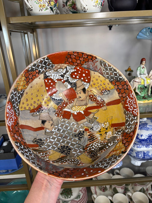 Stunning antique Satsuma handpainted pottery bowl!