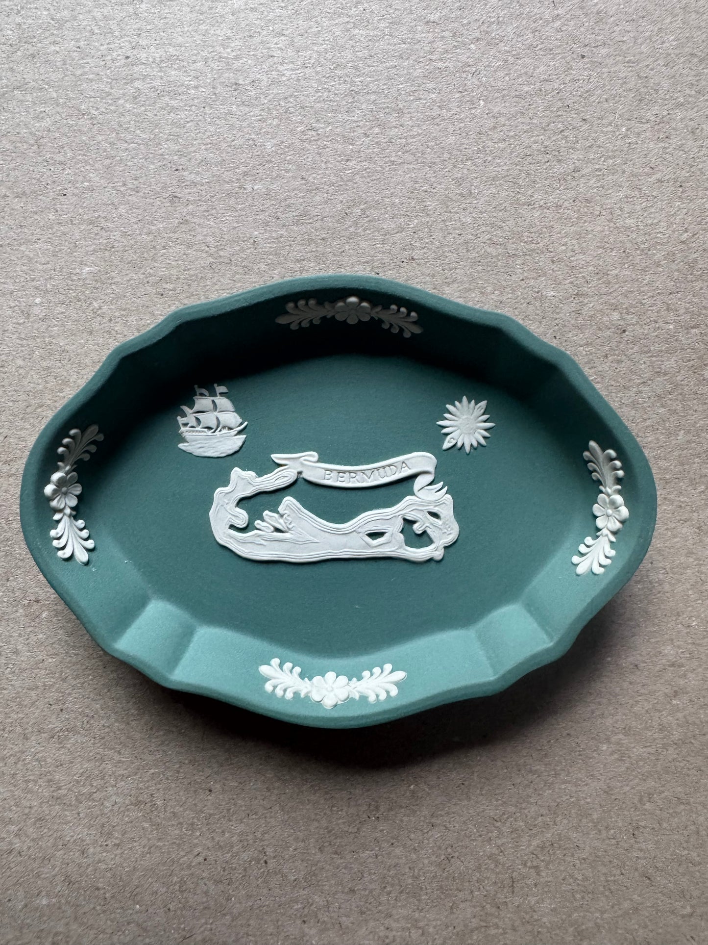 Wedgewood teal Bermuda dish 4.5x3”