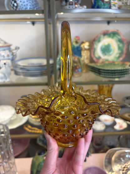 Amber basket with hobnail and ruffled edges!