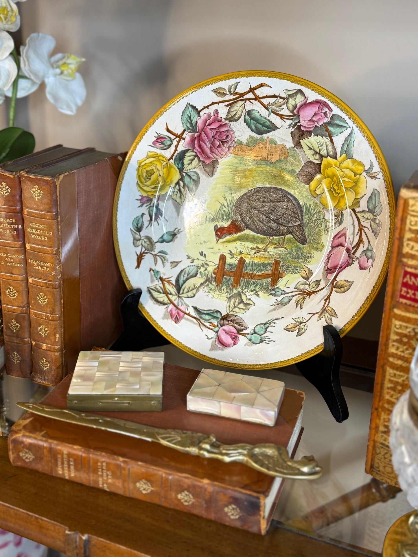 Antique 10”D Wedgwood Tea Rose Plate W/ Game Turkey Scene | Etruria England