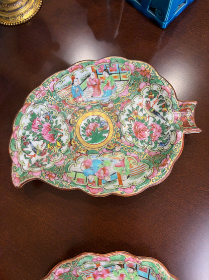 Antique Famille Rose leaf shaped dish with scalloped edges!