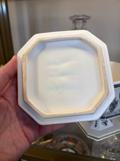 Lovely vintage porcelain bisque relief lidded pedestal dish with lions!