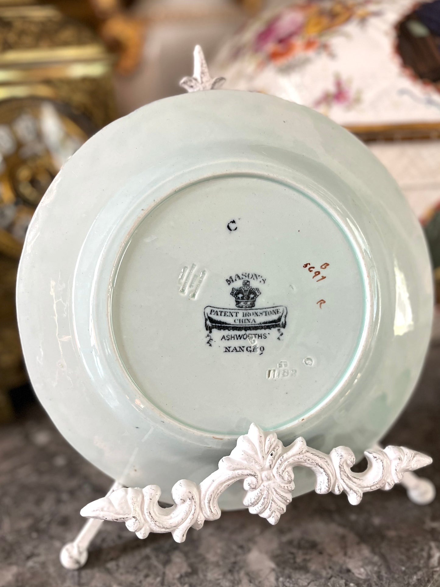 Mason’s Ashworth Patent Ironstone China Plate, Mango Pattern, England Circa 1862-1890s - Mint Condition