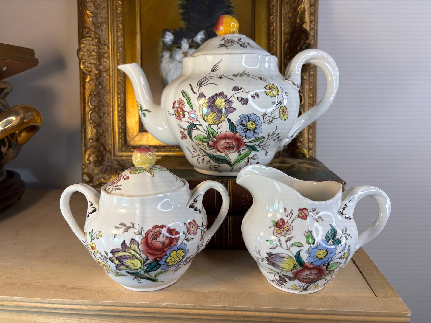 Stunning Copeland Spode Gainsborough Marlborough floral sugar and creamer set! As is! Teapot sold separately!