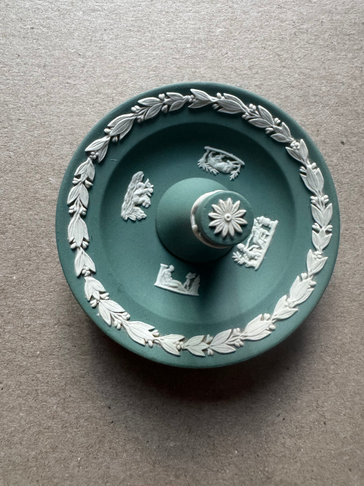Wedgewood teal ring holder 3x2”