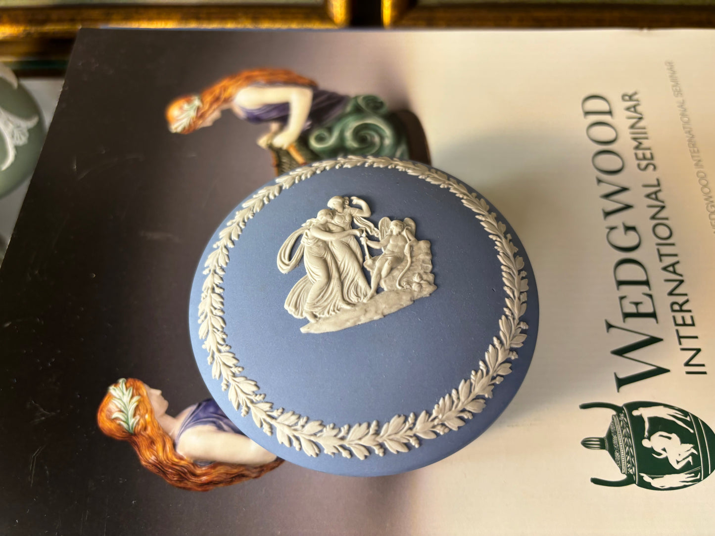 Wedgwood Jasperware round trinket box!