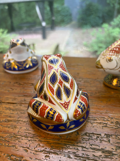 Gorgeous Royal Crown Derby Imari frog!