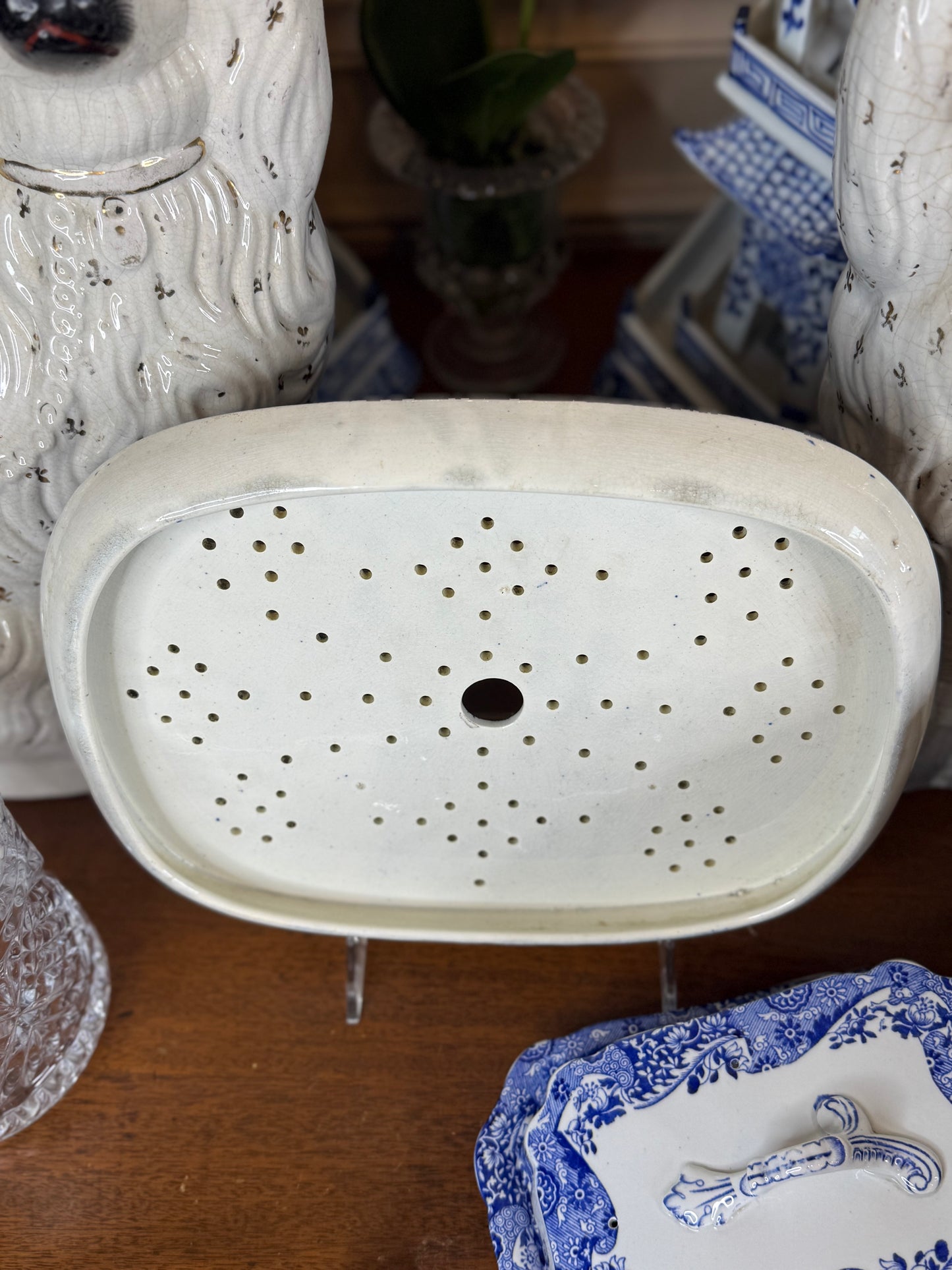 Victorian Blue Willow Transferware Drainer – 11.25” x 9”