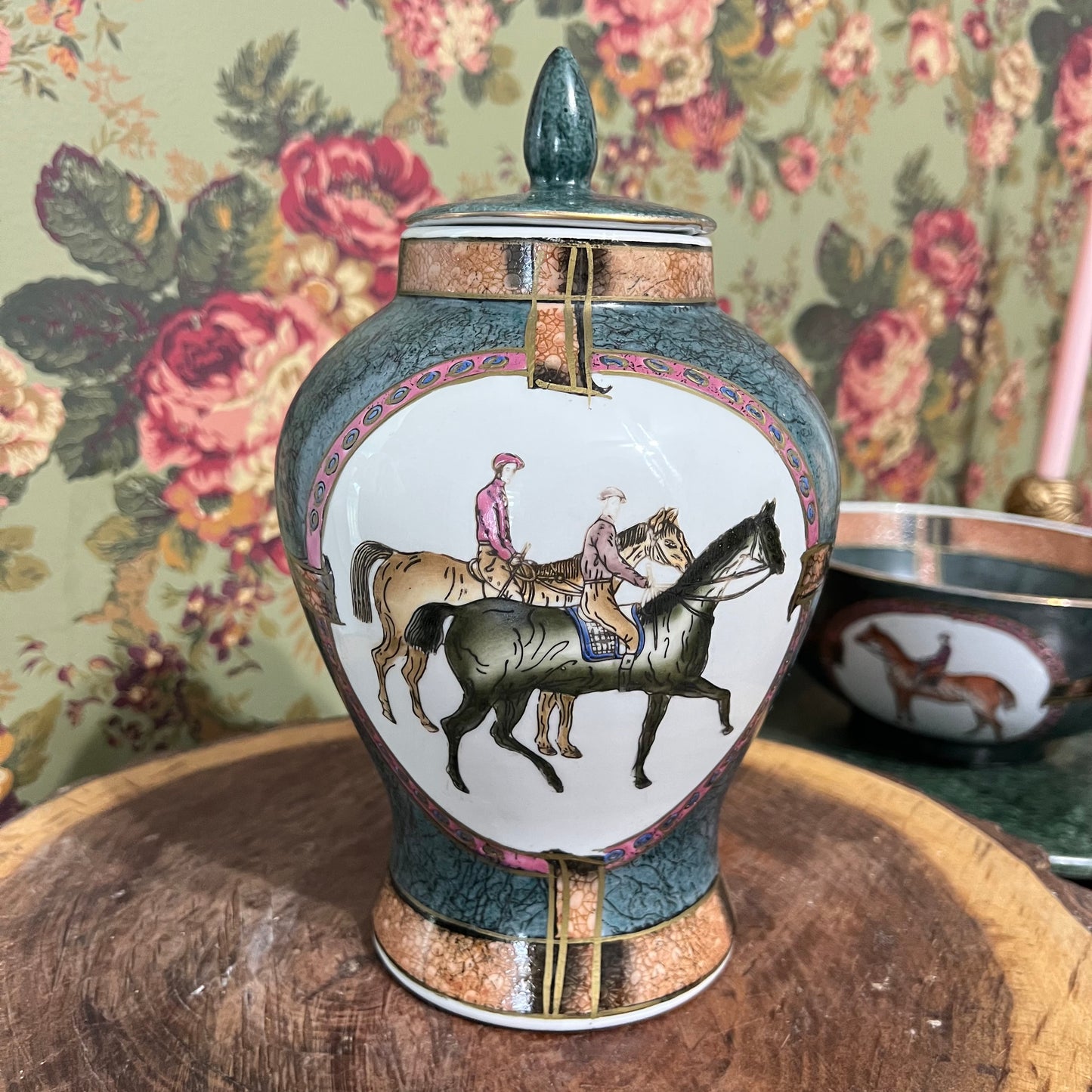 Beautiful Late 20th Century Wbi Equestrian Ginger Jar