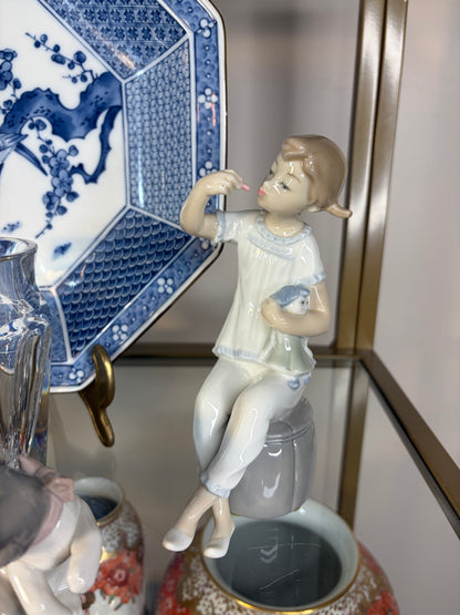 Lladro Girl with Doll figurine!