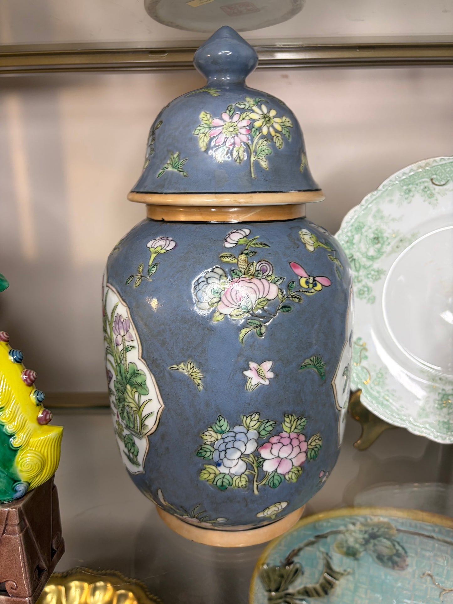 Lovely bird and floral lidded ginger jar!