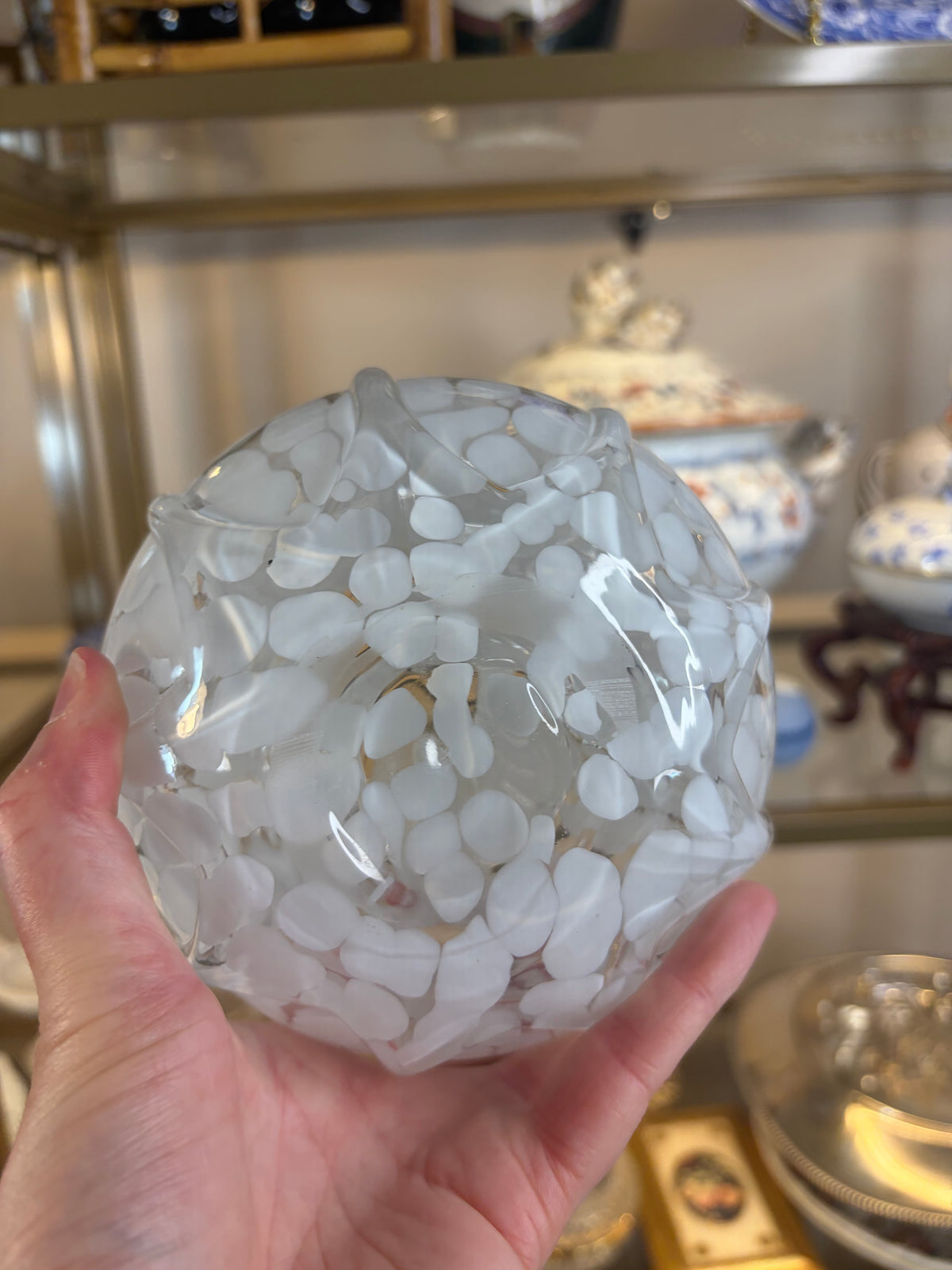 Lovely Ruffled edge white spotted vase!