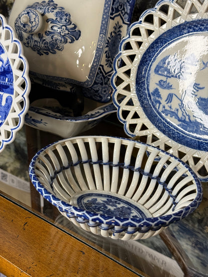 Antique Early 19th Century Pearlware Basket Weave Dish | c. 1800s | DA4391