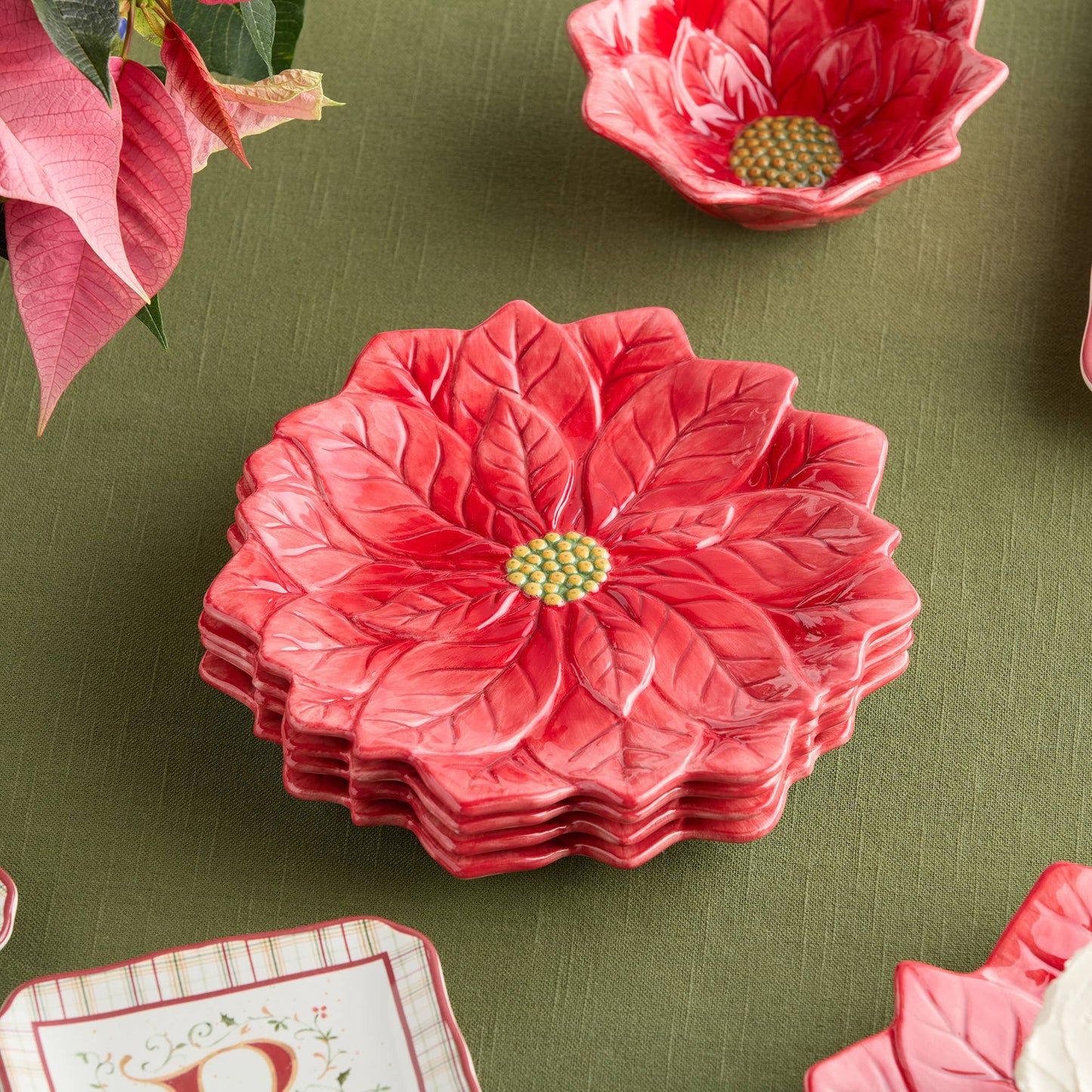 Winter Blooms Red Poinsettia 9"D Dessert Plate