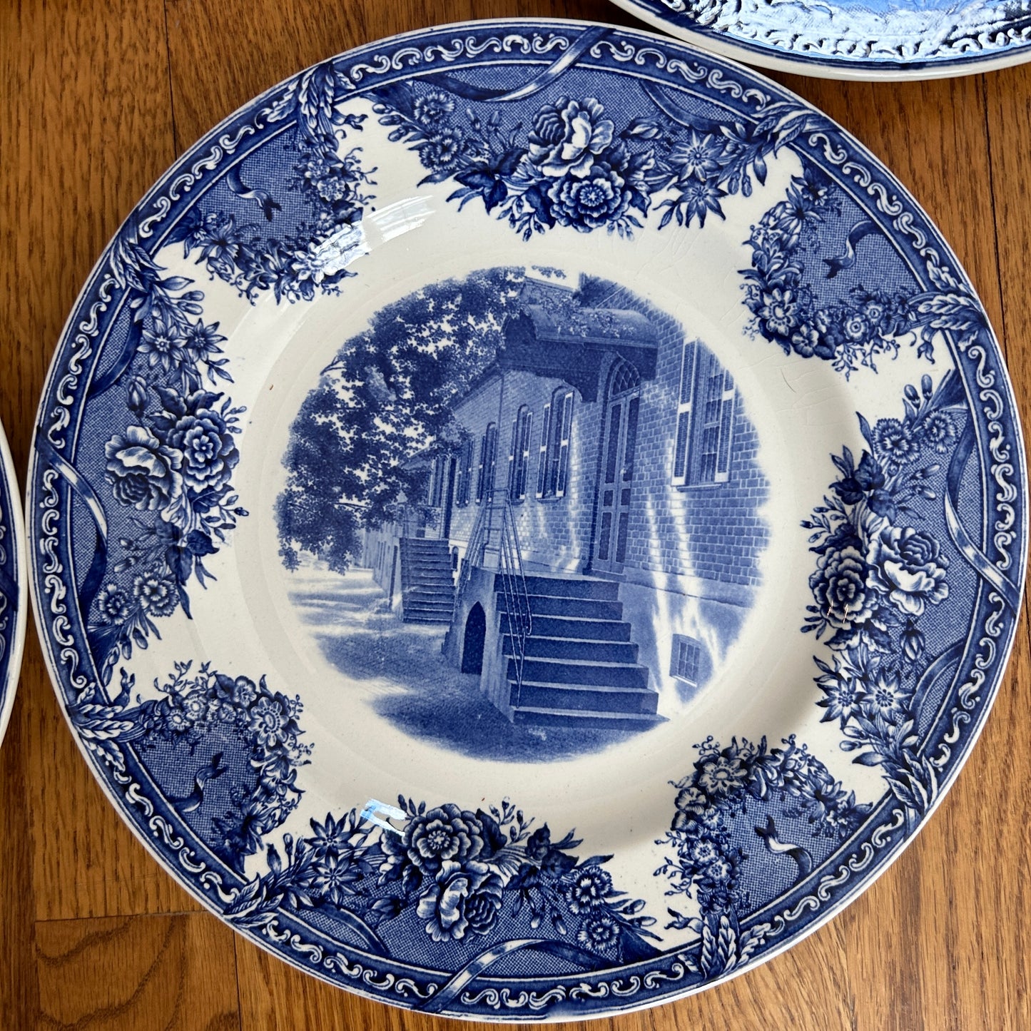 Stunning SET OF 8 WEDGWOOD SALEM COLLEGE BLUE 10.5d  PLATES ETRURIA