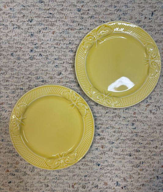 Bordallo Pinheiro yellow bunny plates pair! As is!