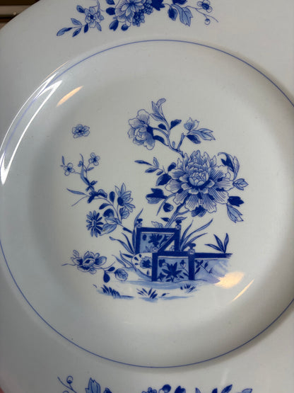 Gorgeous Vista Alegre for Mottahedeh Peony blue and white platter!