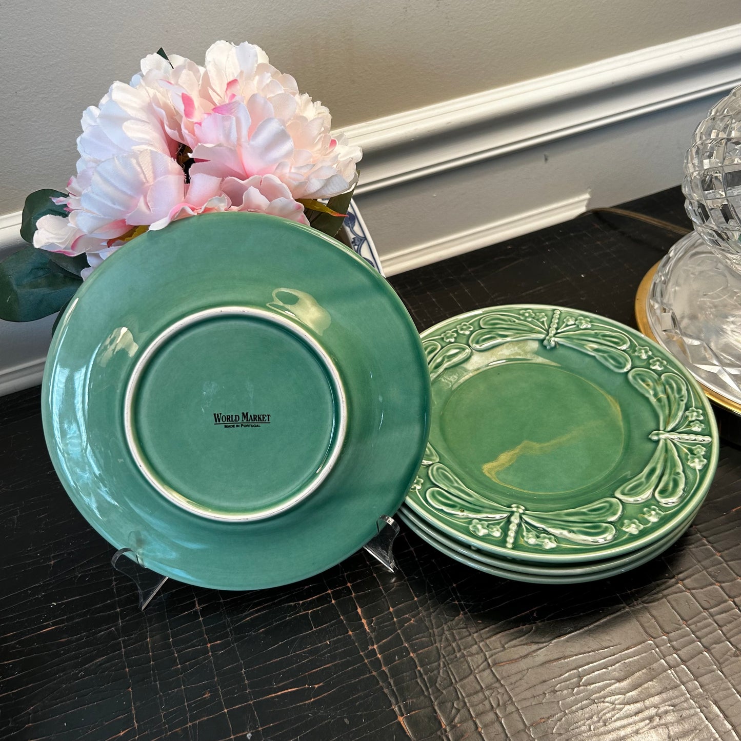 Beautiful Set of 4 dragonfly Cabbage ware Green Plates made in Portugal