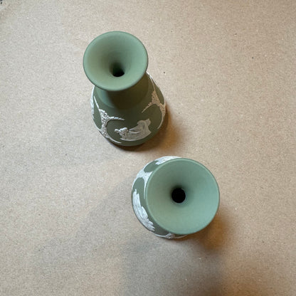 Live 06/15 sage green bud vases pair Wedgwood