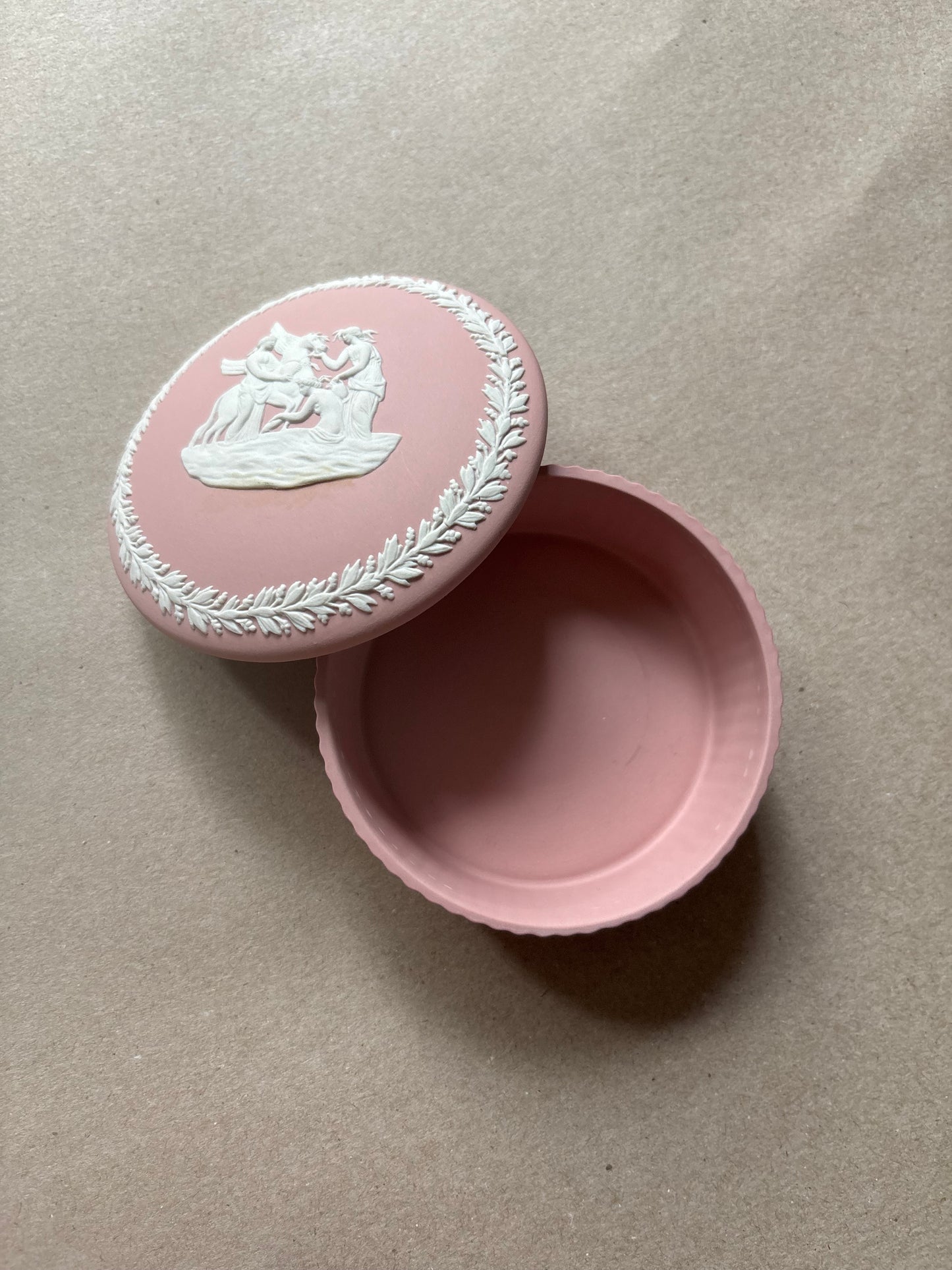 Cream pink Wedgwood round cupcake trinket box