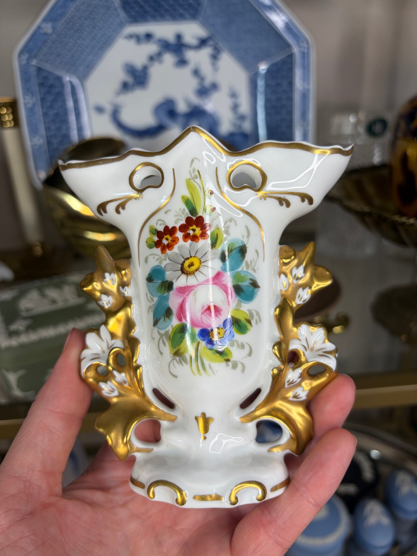Reserved! Sweetest Vista Alegre vase!