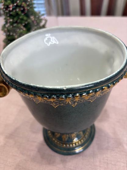 Decorative Green and Gold lidded jar!