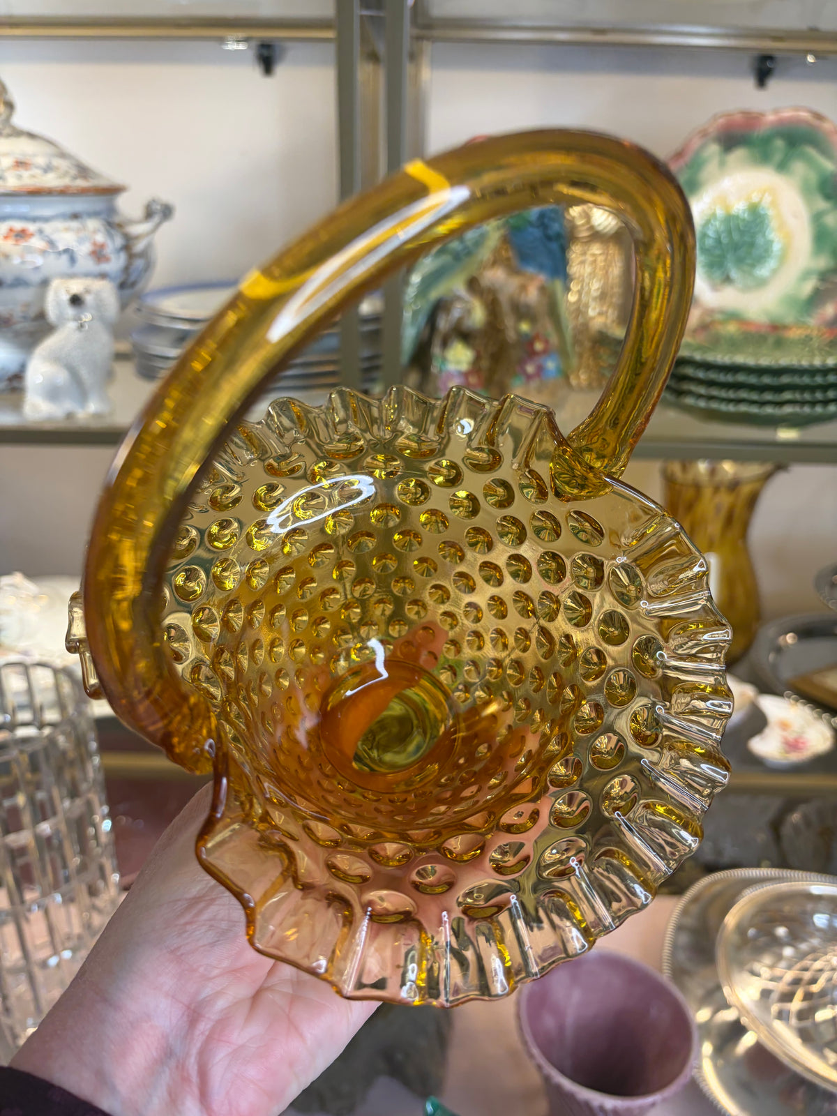 Amber basket with hobnail and ruffled edges!