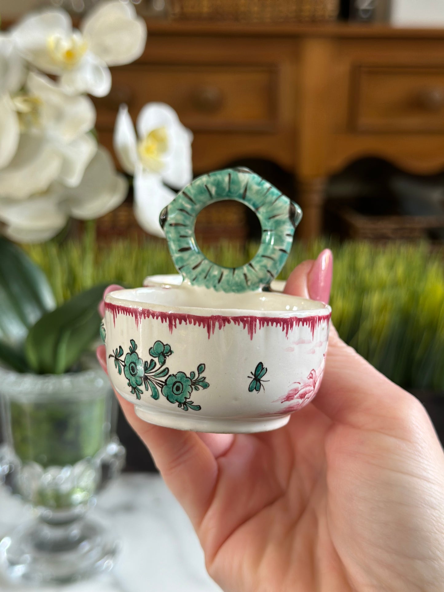 Sceaux ware, tin-glazed earthenware, Pink & Green Salt/Pepper Pot - 1790's