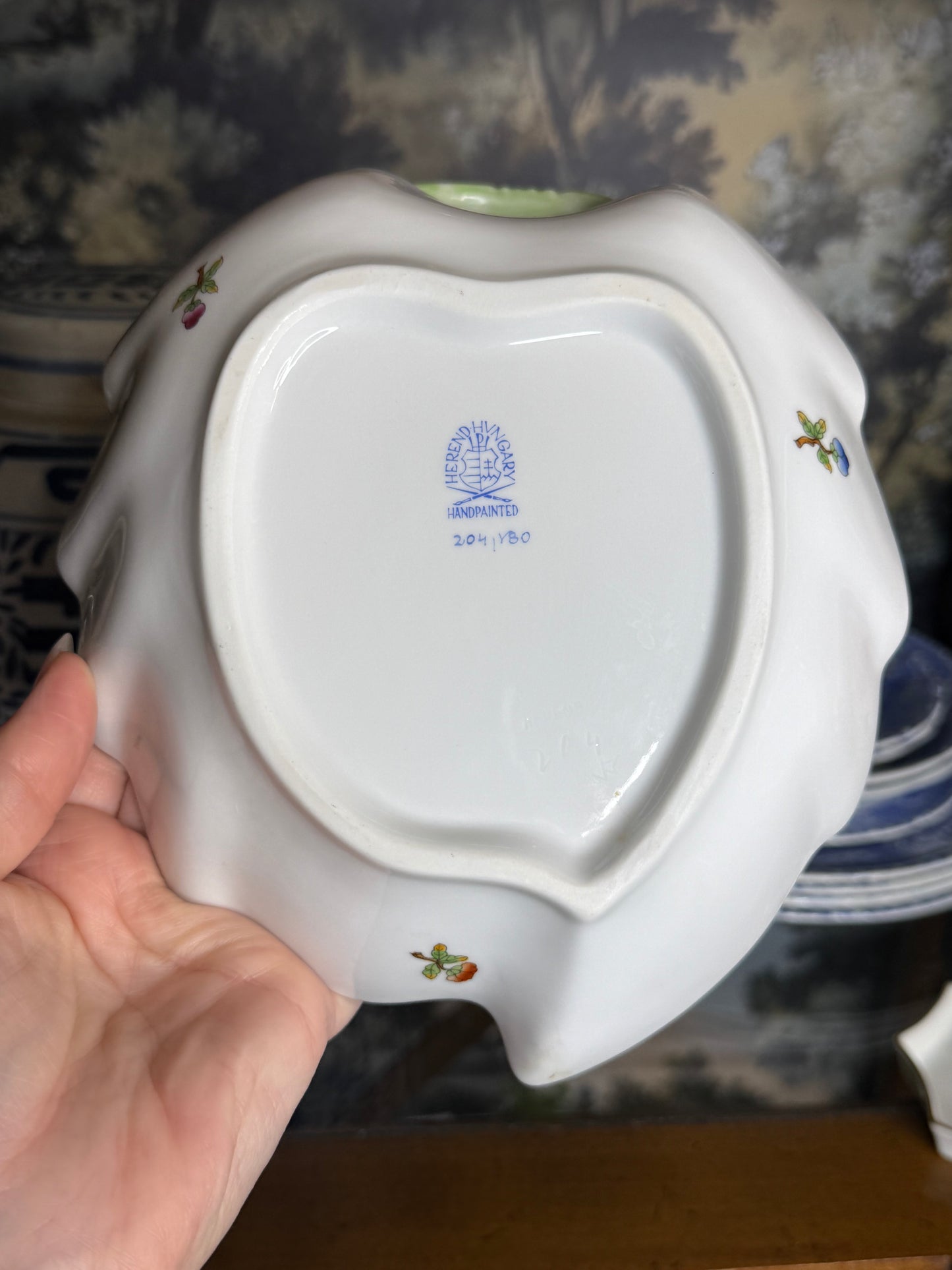RESERVED - MINNIE - Vintage Herend Queen Victoria Leaf Dish | VBO 204 | Hand-Painted Porcelain | Hungary | 8”