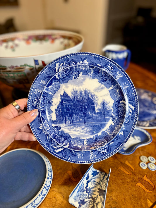 Antique Wedgwood Historical Blue Transferware Plate Albany Capitol Building New York c.1899